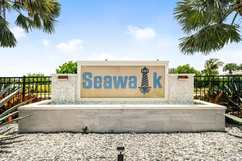 1693 NE White Pine Terrace Jensen Beach FL 34957