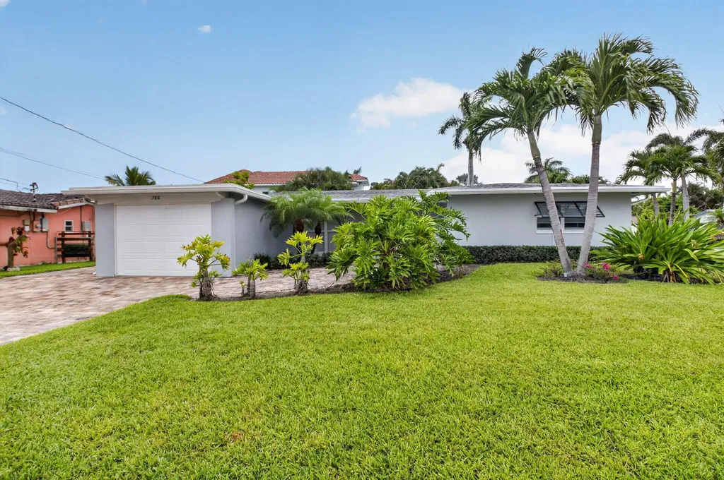 700 NE 70th Street Boca Raton FL 33487