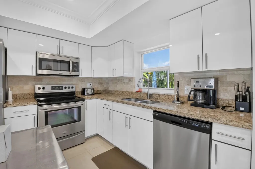 700 NE 70th Street Boca Raton FL 33487