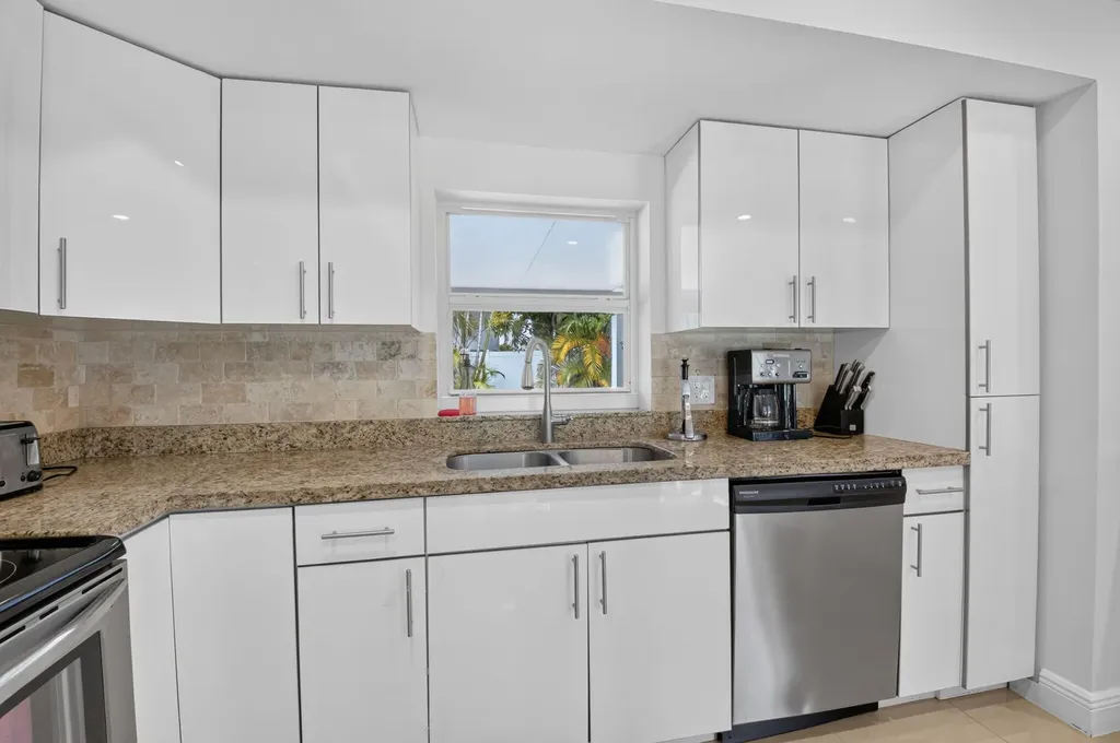 700 NE 70th Street Boca Raton FL 33487