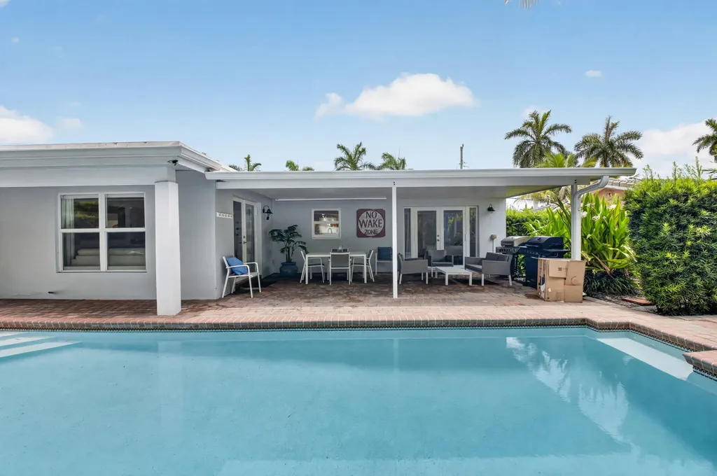 700 NE 70th Street Boca Raton FL 33487