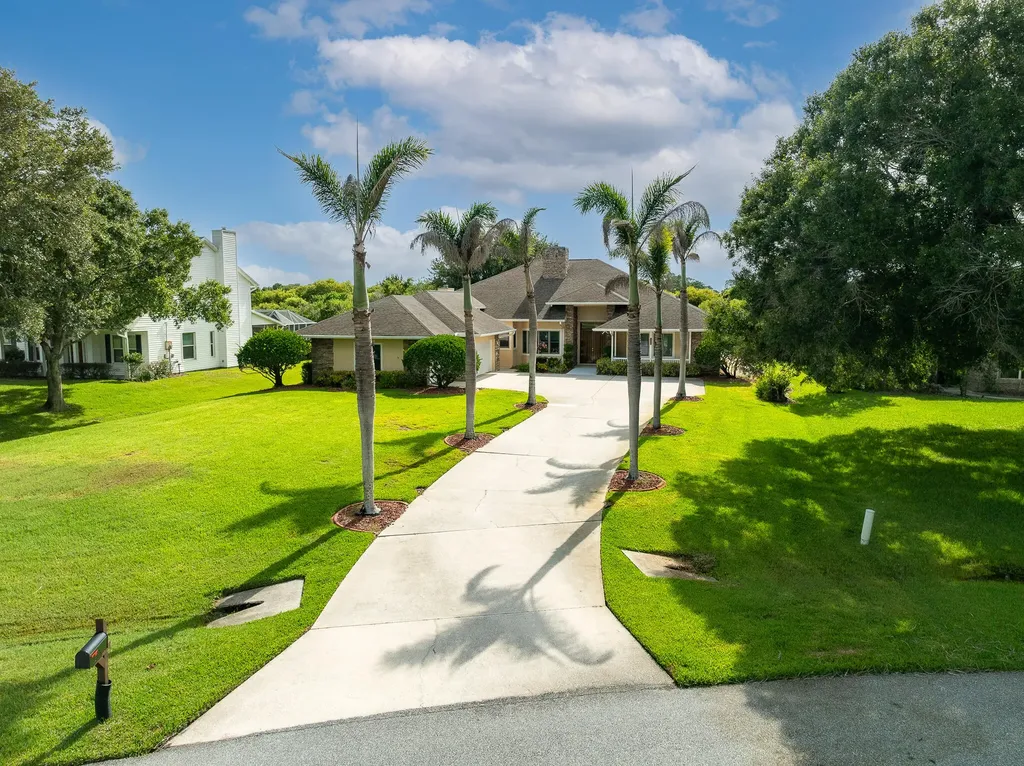 3706 Secluded Oak Court Melbourne FL 32934