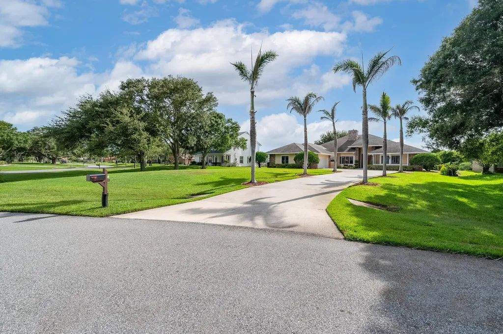 3706 Secluded Oak Court Melbourne FL 32934