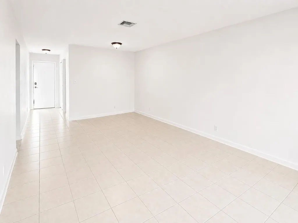 4341 Riverside Drive Coral Springs FL 33065