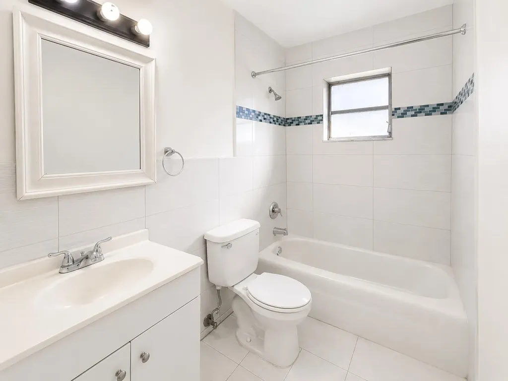 4341 Riverside Drive Coral Springs FL 33065