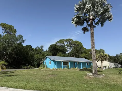 9107 SE 62nd Drive Okeechobee FL 34974
