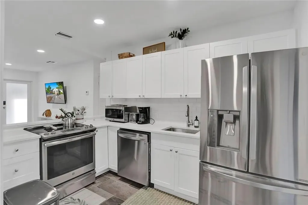 1121 SW 15th Avenue Fort Lauderdale FL 33312