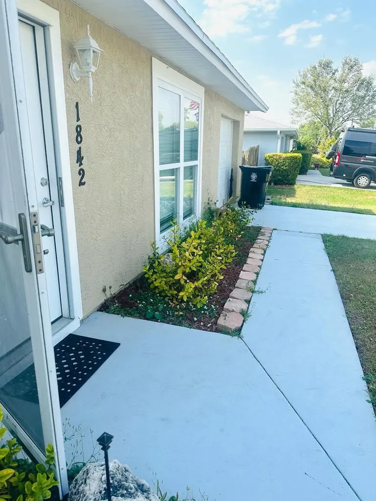 1842 SW Morelia Lane Port St Lucie FL 34953