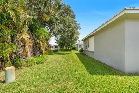 5711 NW 65th Way Tamarac FL 33321
