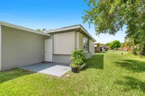 5711 NW 65th Way Tamarac FL 33321