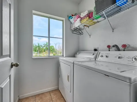 101 S Santa Catalina Circle North Lauderdale FL 33068