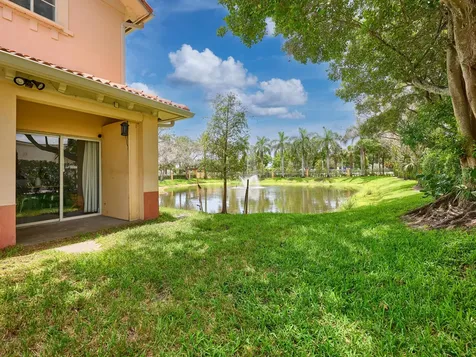 101 S Santa Catalina Circle North Lauderdale FL 33068