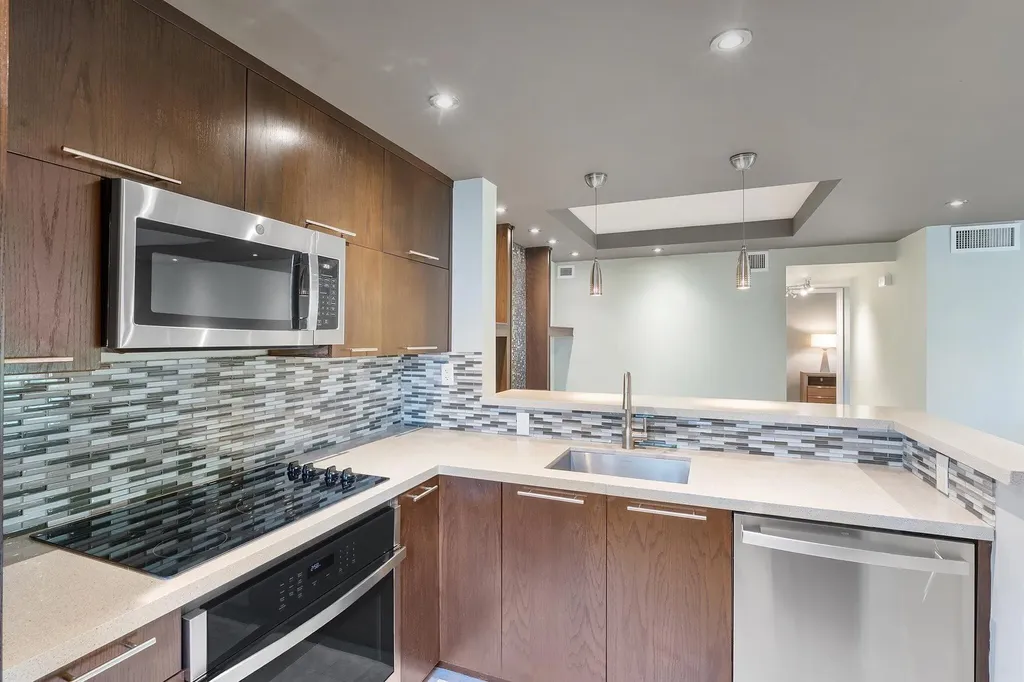 2705 S Oakland Forest Drive Oakland Park FL 33309