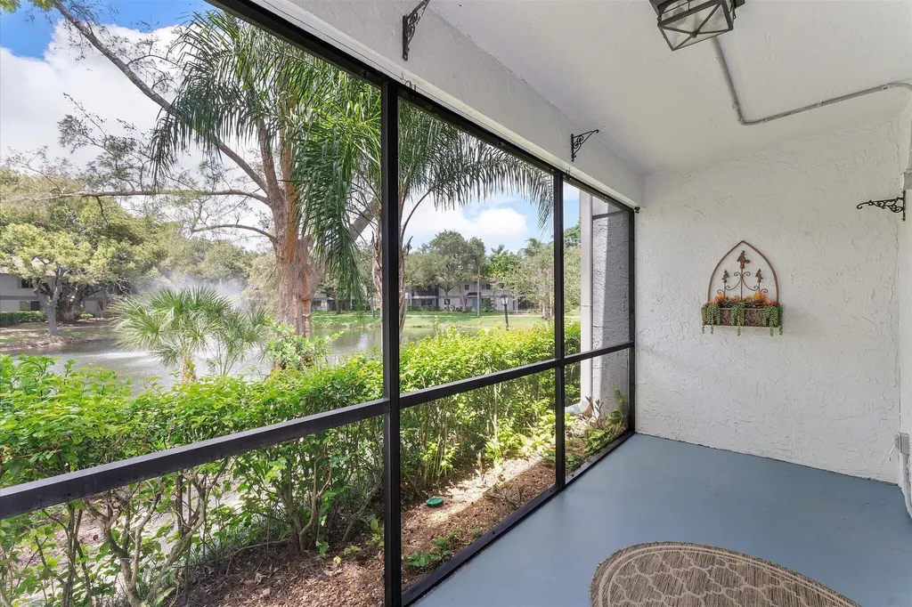 2705 S Oakland Forest Drive Oakland Park FL 33309