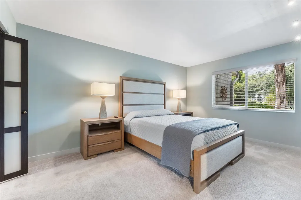 2705 S Oakland Forest Drive Oakland Park FL 33309