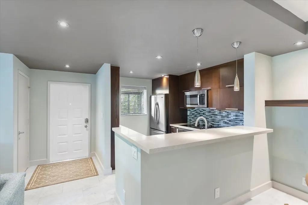 2705 S Oakland Forest Drive Oakland Park FL 33309