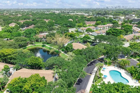 2705 S Oakland Forest Drive Oakland Park FL 33309