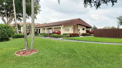4807 Sable Pine Circle West Palm Beach FL 33417