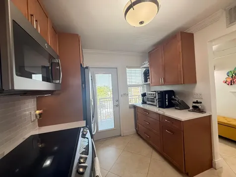 3180 NE 48th Court Lighthouse Point FL 33064