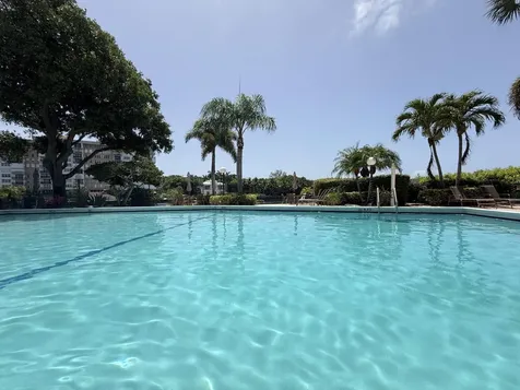 3180 NE 48th Court Lighthouse Point FL 33064