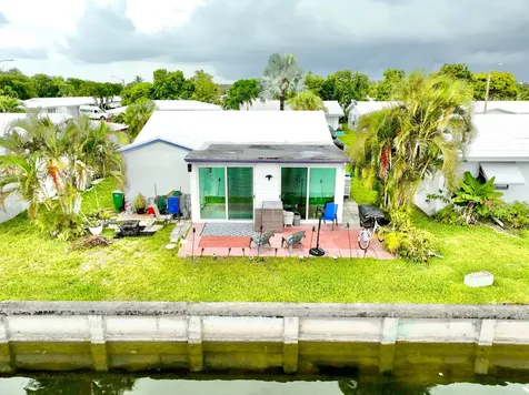 8103 NW 58th Place Tamarac FL 33321