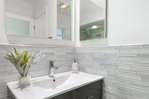 1771 NE 33rd Street Oakland Park FL 33334