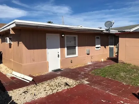 6432 SW 18th Court SW North Lauderdale FL 33068