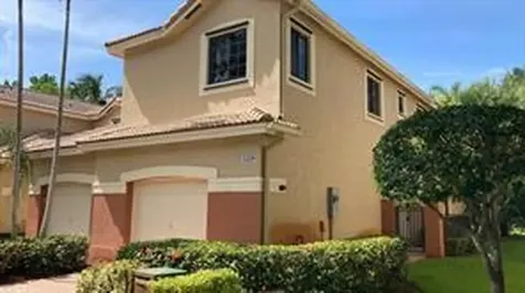 4329 Vineyard Circle Weston FL 33332