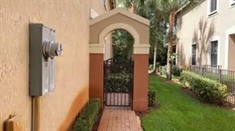 4329 Vineyard Circle Weston FL 33332