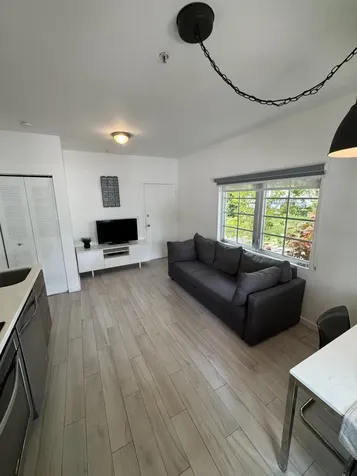 1450 Meridian Avenue Miami Beach FL 33139