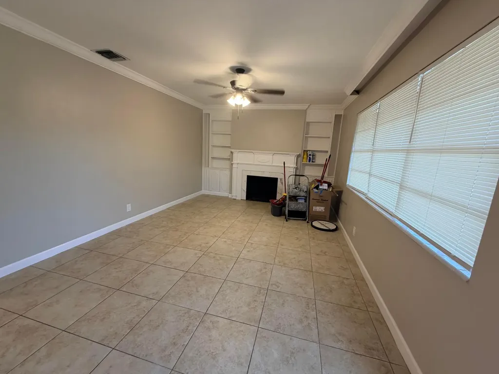 121 N 12th Street Lantana FL 33462