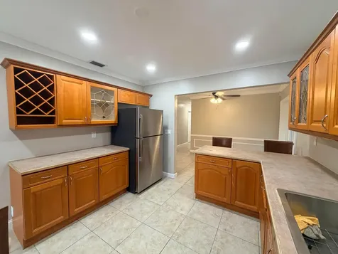 121 N 12th Street Lantana FL 33462