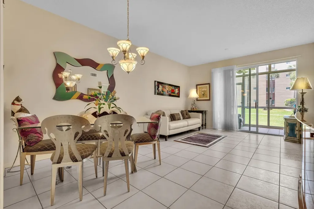 7647 Southampton Terrace Tamarac FL 33321