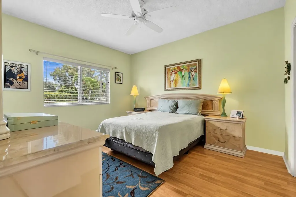 7647 Southampton Terrace Tamarac FL 33321