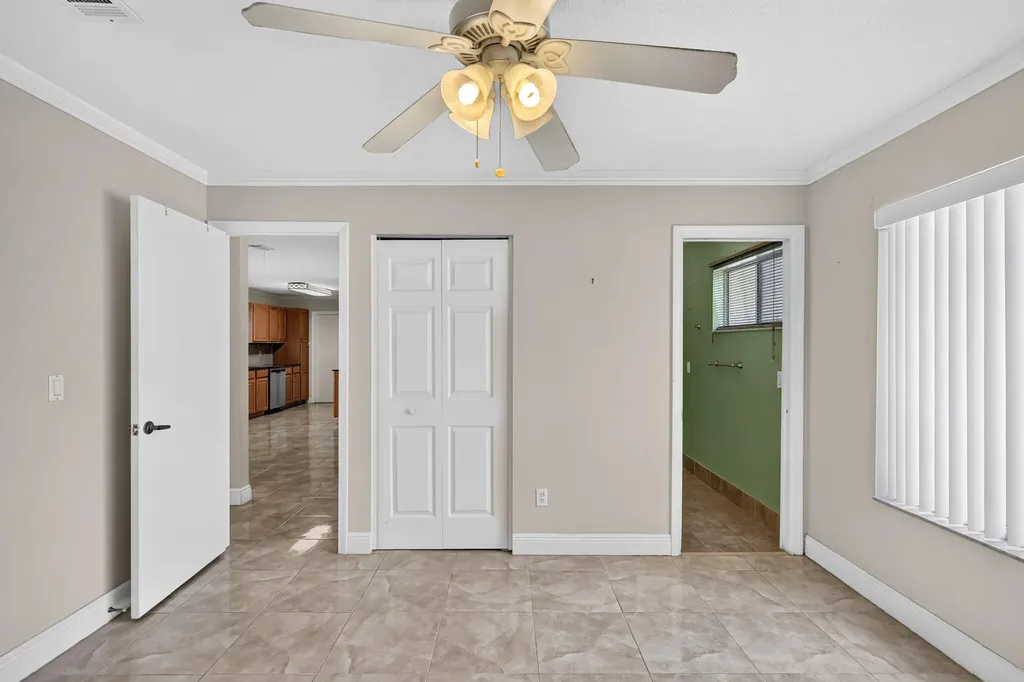 1334 SE Vestridge Lane Port St Lucie FL 34952