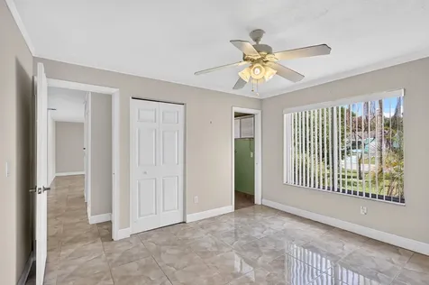 1334 SE Vestridge Lane Port St Lucie FL 34952
