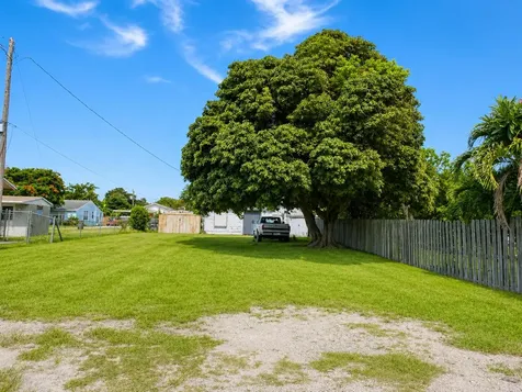 1198 Tangelo Avenue West Palm Beach FL 33406