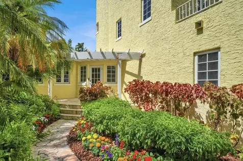 1201 N Swinton Avenue Delray Beach FL 33444