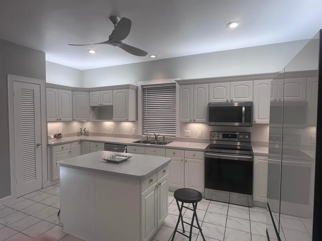 1061 Bimini Lane West Palm Beach FL 33404