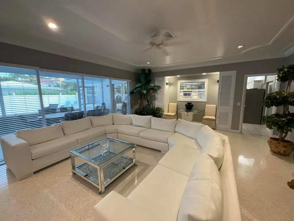 1061 Bimini Lane West Palm Beach FL 33404