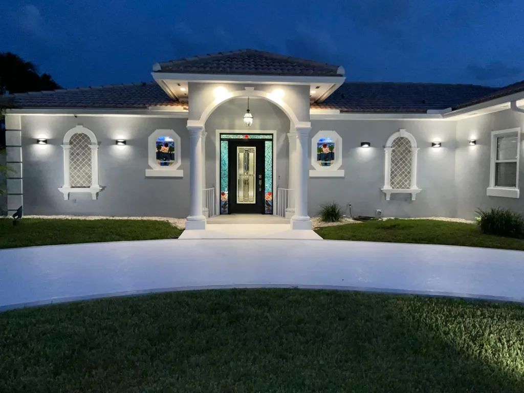 1061 Bimini Lane West Palm Beach FL 33404