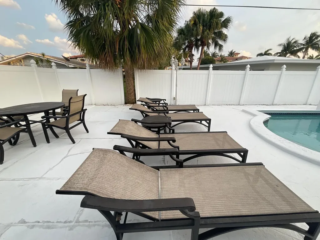 1061 Bimini Lane West Palm Beach FL 33404