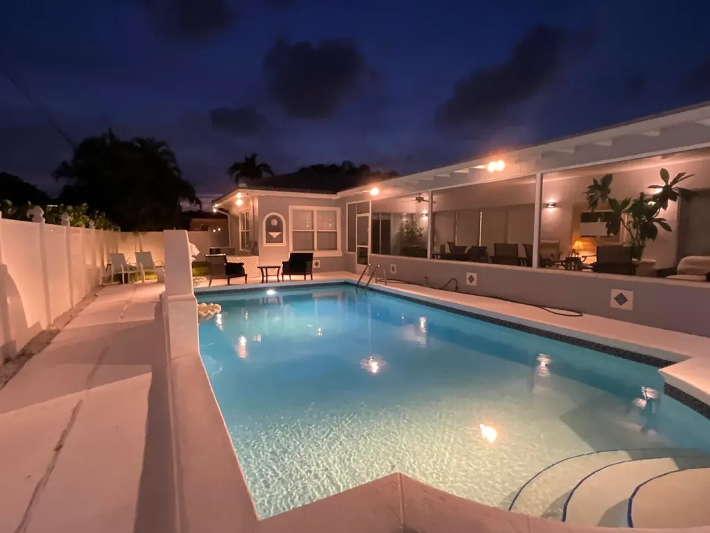 1061 Bimini Lane West Palm Beach FL 33404