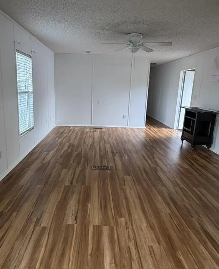 8423 SE Sandy Lane Hobe Sound FL 33455