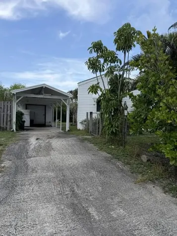 8423 SE Sandy Lane Hobe Sound FL 33455