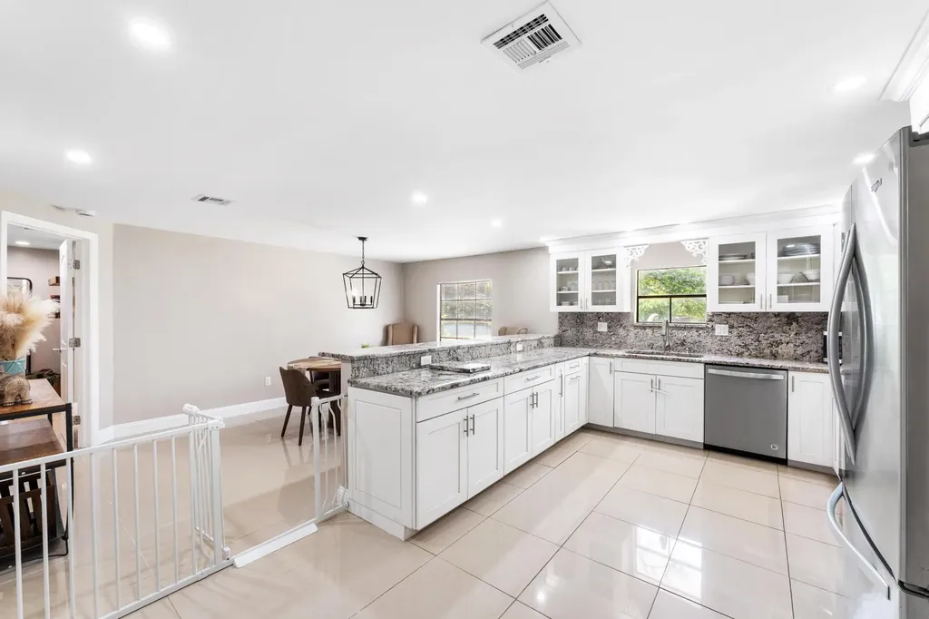 11682 60th Street N West Palm Beach FL 33411