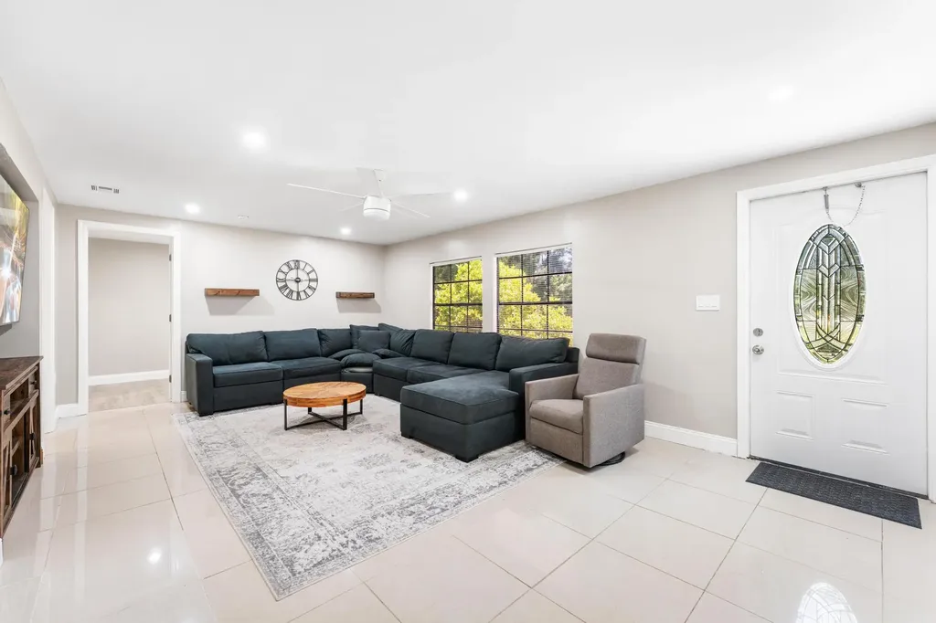 11682 60th Street N West Palm Beach FL 33411