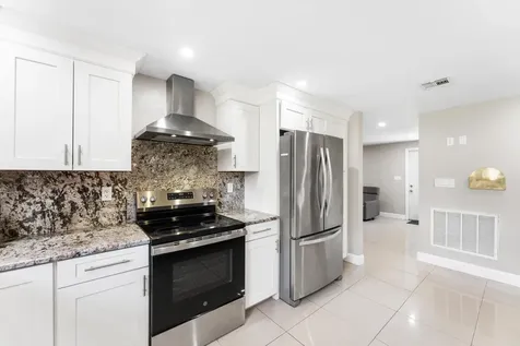 11682 60th Street N West Palm Beach FL 33411