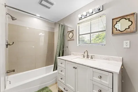 11682 60th Street N West Palm Beach FL 33411