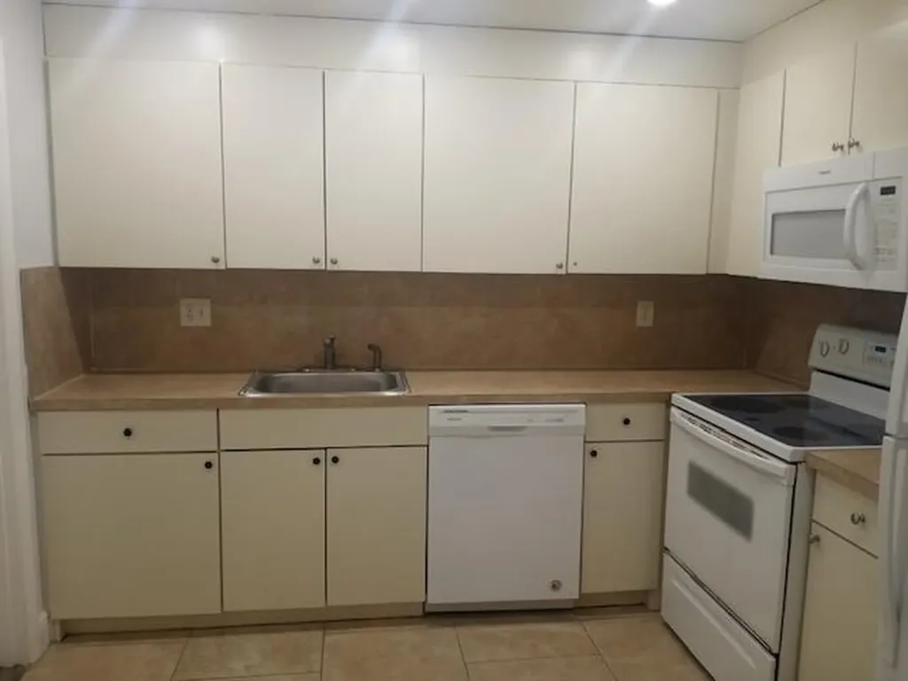 632 NW 13th Street Boca Raton FL 33486